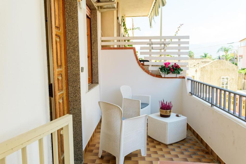 Casa Vacanze Sicilia Barcellona Pozzo di Gotto Exterior foto